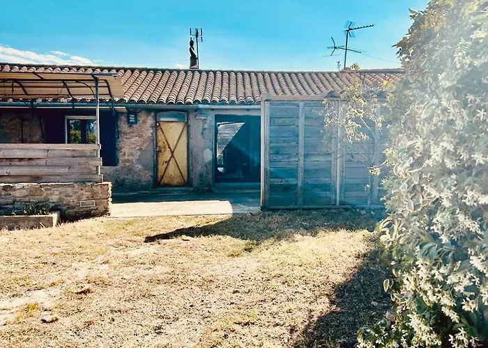 Сasa de vacaciones Grande Maison De Charme Pres De Carcassonne Avec Terrasse Et Jardin